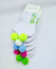 Load image into Gallery viewer, Pom Pom Tennis Socks